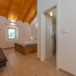 Varos With Shared Pool Appartement *