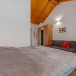 Varos With Shared Pool * Ugljan
