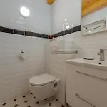 Appartement Varos With Shared Pool *