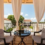 Varos With Shared Pool * Ugljan