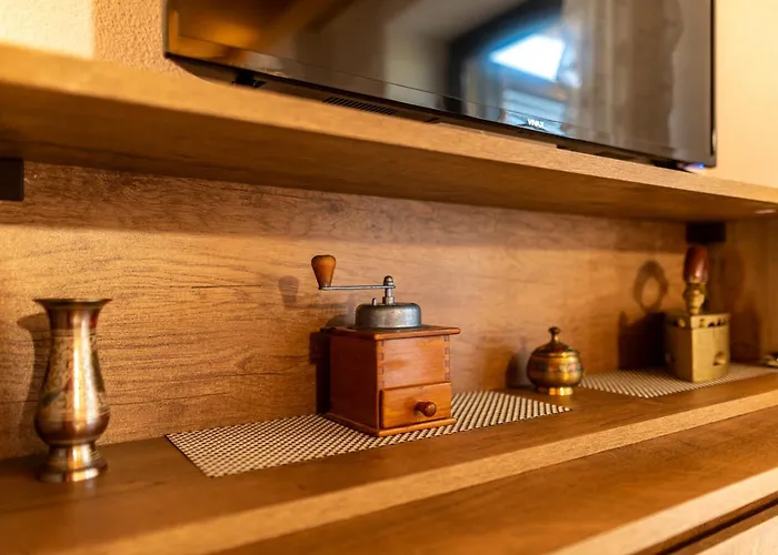 Appartement Varos With Shared Pool